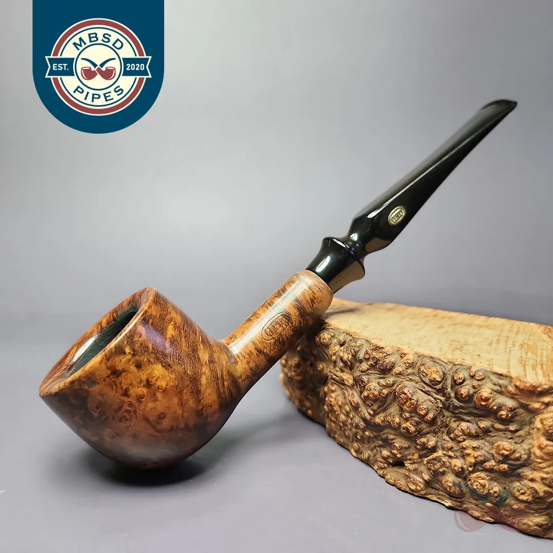 GBD Universe 789 Smooth Pot Estate Briar Pipe, French Estates