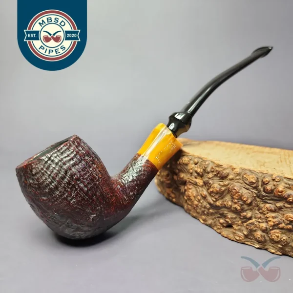 Hilson Unicorn Sandblasted Egg w/ Acrylic Estate Briar Pipe, Dutch Estates