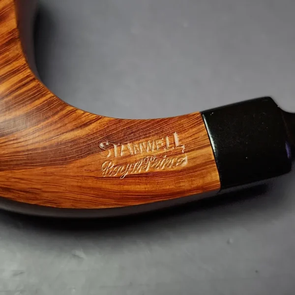 Stanwell Royal Prince 204 Smooth Panel Horn Estate Briar Pipe, Danish Estates - Image 2