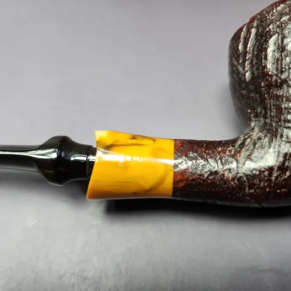 Hilson Unicorn Sandblasted Egg w/ Acrylic Estate Briar Pipe, Dutch Estates - Image 3