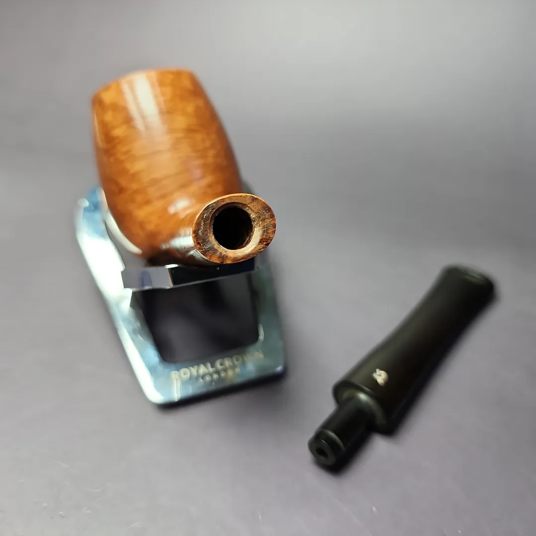 Barontini Diamante 313 Smooth Oval Shank Billiard Estate Briar Pipe, Unsmoked - Image 12