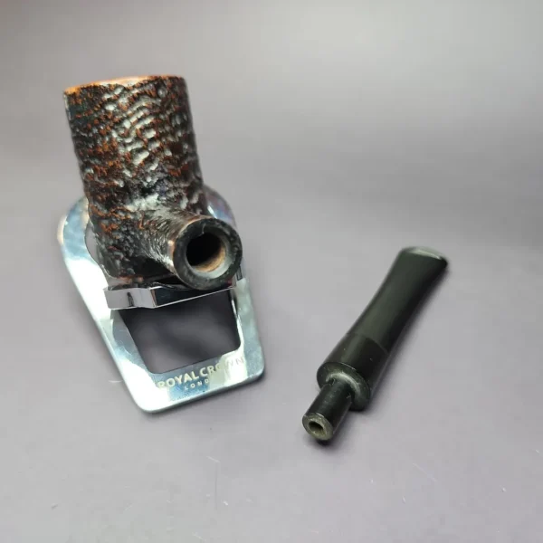 Gold Crown by GBD 9569 Sandblasted Poker Sitter Estate Briar Pipe, English Estates - Image 12