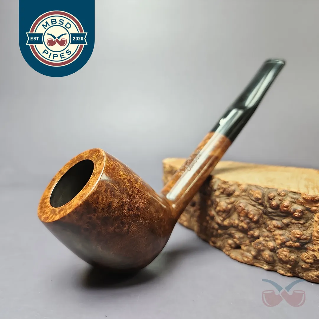 Astleys Smooth Oval Shank Billiard Estate Briar Pipe, English Estates