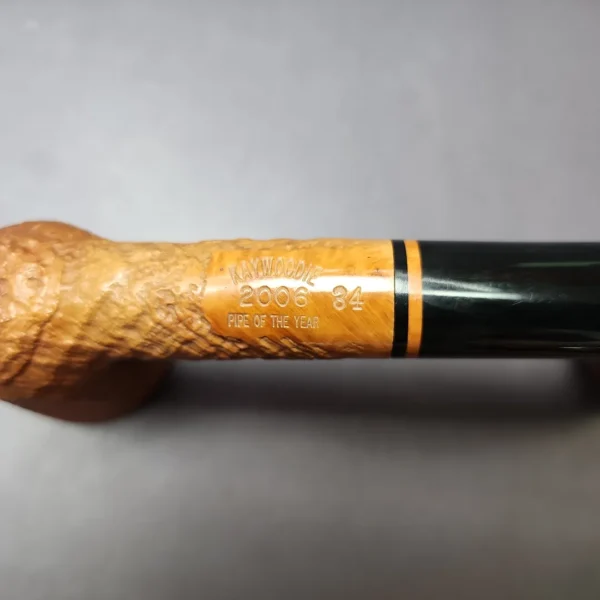 Kaywoodie 2006 Pipe of the Year XL Sandblasted Dublin Estate Briar Pipe, American Estates - Image 2