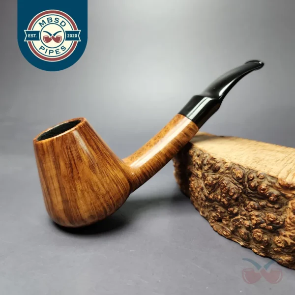 WO Larsen Select Grade Smooth Brandy Estate Briar Pipe, Danish Estates
