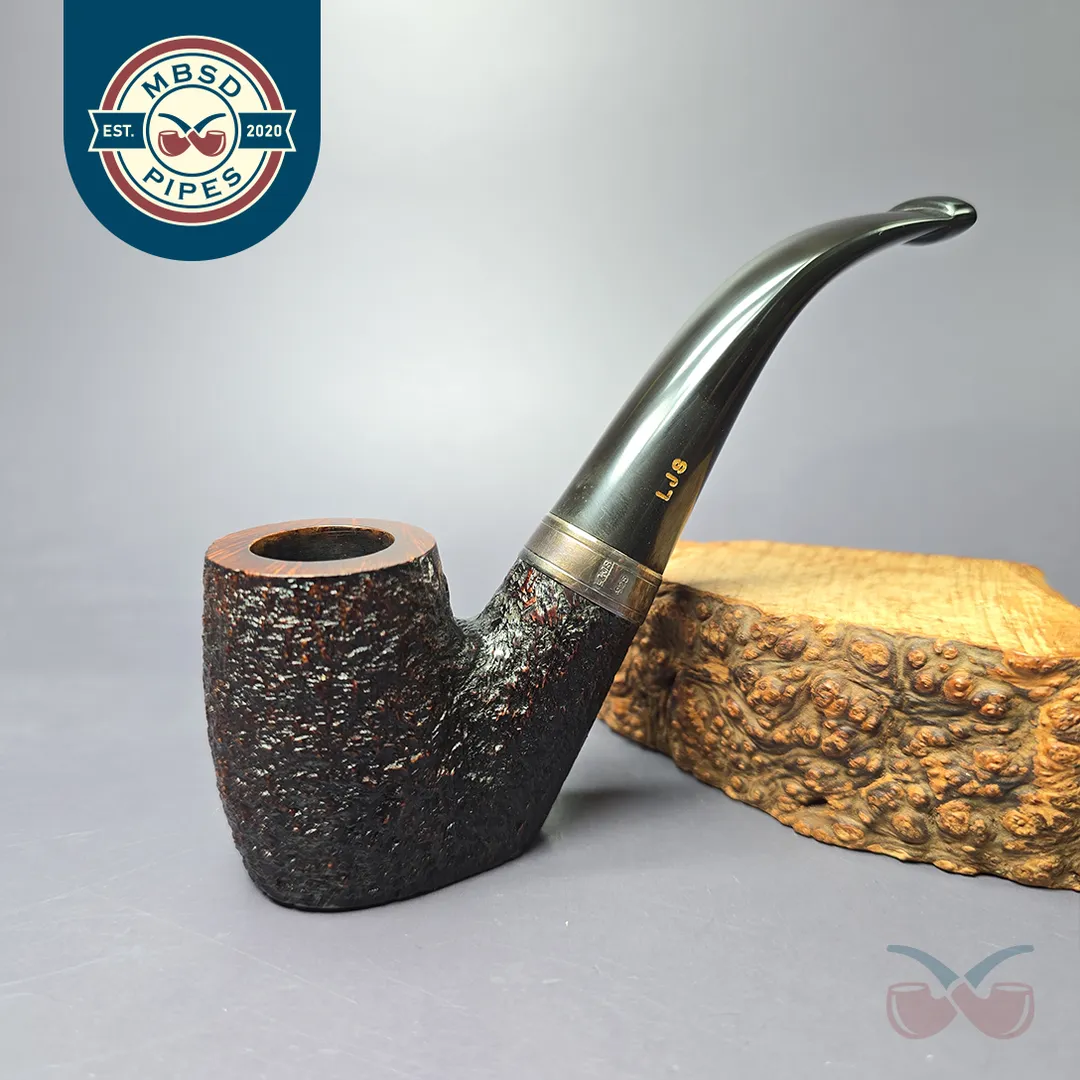 Ferndown Bark 3 Star Partially Rusticated Oom Paul w/ Silver Estate Briar Pipe, English Estates