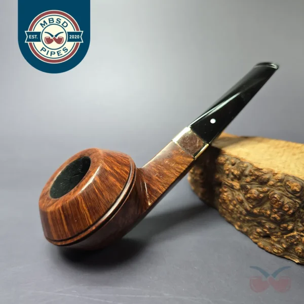 Dunhill 1950 R (Root Briar) O w/14k Gold Smooth Bulldog Estate Briar Pipe, English Estates