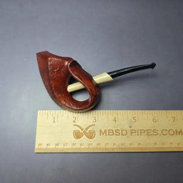 SU Pipes Sandblasted Speared Fish w/ Boxwood & Case Handmade Briar Pipe, New - Image 9