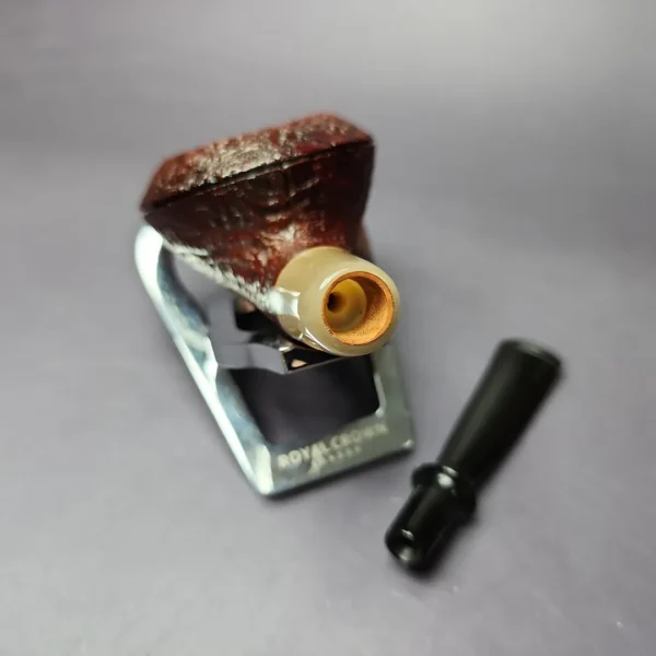 HS Studio Sandblasted Squat Rhodesian w/ Horn Estate Briar Pipe, Unsmoked - Image 12