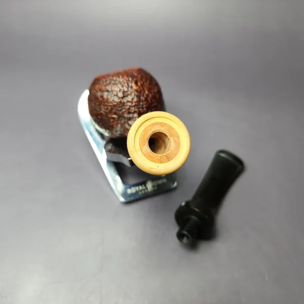 HS Studio Sandblasted Wasp w/ Boxwood Estate Briar Pipe, Unsmoked - Image 12