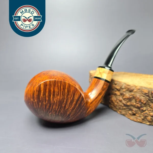 Peter Heding Gold Grade Smooth Lion w/ Spalted Maple Estate Briar Pipe, Unsmoked