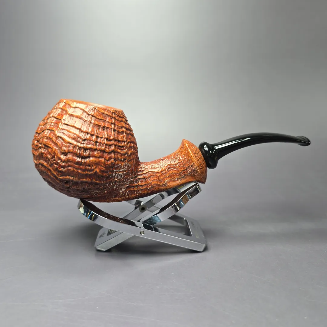 Lasse Skovgaard XL Sandblasted Brandy Estate Briar Pipe, Unsmoked - Image 2