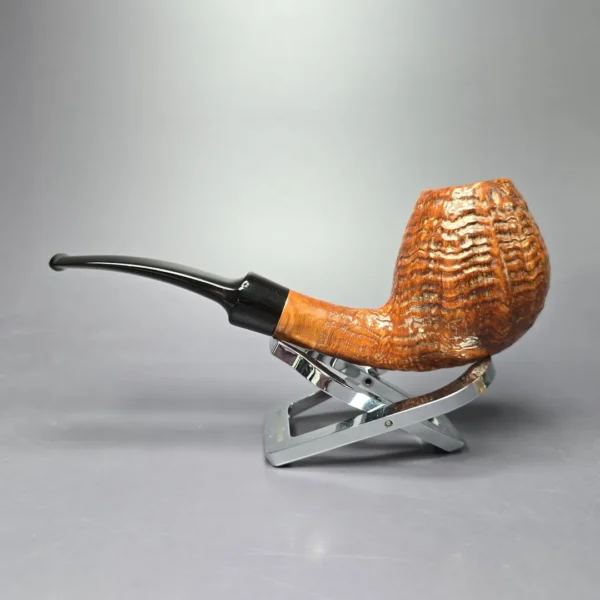 WO Larsen Straight Grain Grade Sandblasted Egg Estate Briar Pipe, Danish Estates - Image 4