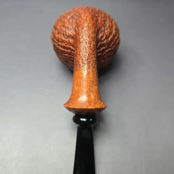 Lasse Skovgaard XL Sandblasted Brandy Estate Briar Pipe, Unsmoked - Image 7