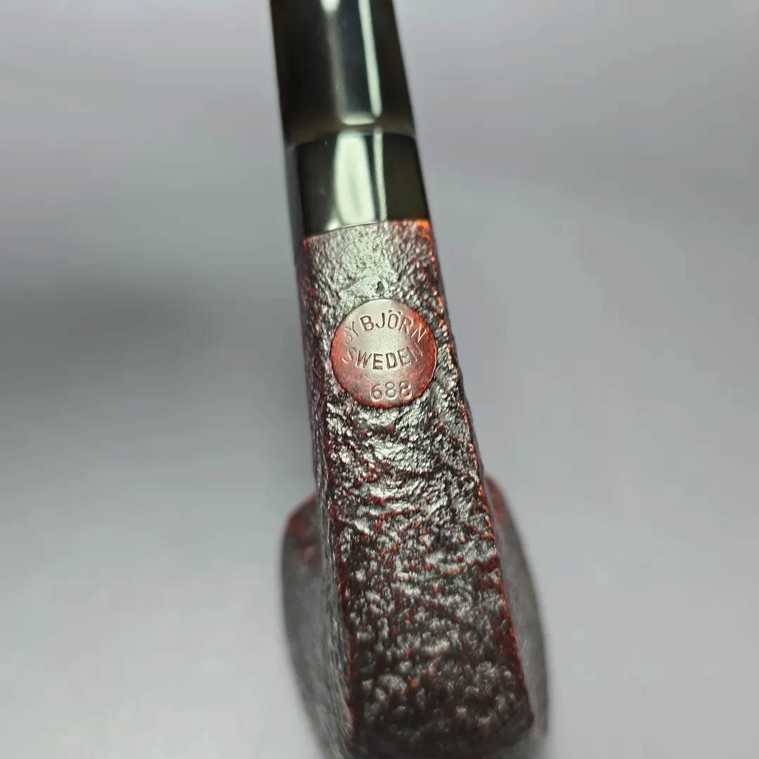 Bjorn Bengtsson 1988 Sandblasted Horn Estate Briar Pipe, Swedish Estates - Image 8