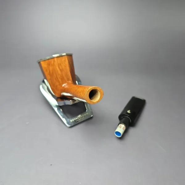 L'Anatra Limited Edition Dan Pipe Pipe of the Year 2007 Smooth Panel w/ Silver Cap Estate Briar Pipe, Italian Estates 9mm - Image 10