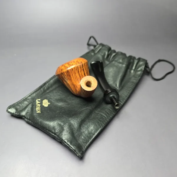 WO Larsen Straight Grain Grade 3 Smooth Dublin Estate Briar Pipe, Unsmoked - Image 12