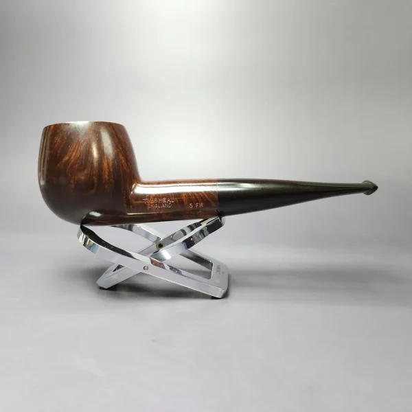 James Upshall Tilshead Group 5 Smooth Apple Estate Briar Pipe, Unsmoked - Image 4