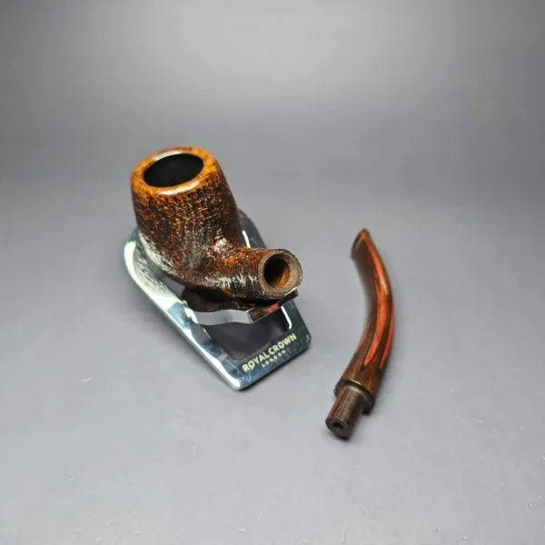 Dunhill 1983 Cumberland 41022 Sandblasted Bent Billiard Estate Briar Pipe, Unsmoked - Image 8