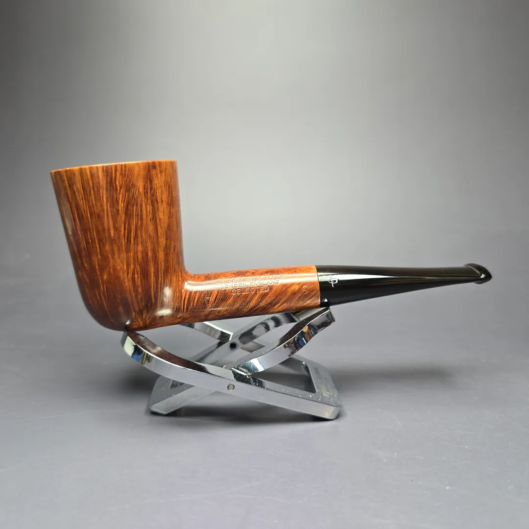 Charatan's Make Reuben Era Selected 93 Smooth Dublin Estate Briar Pipe, English Estates - Image 2