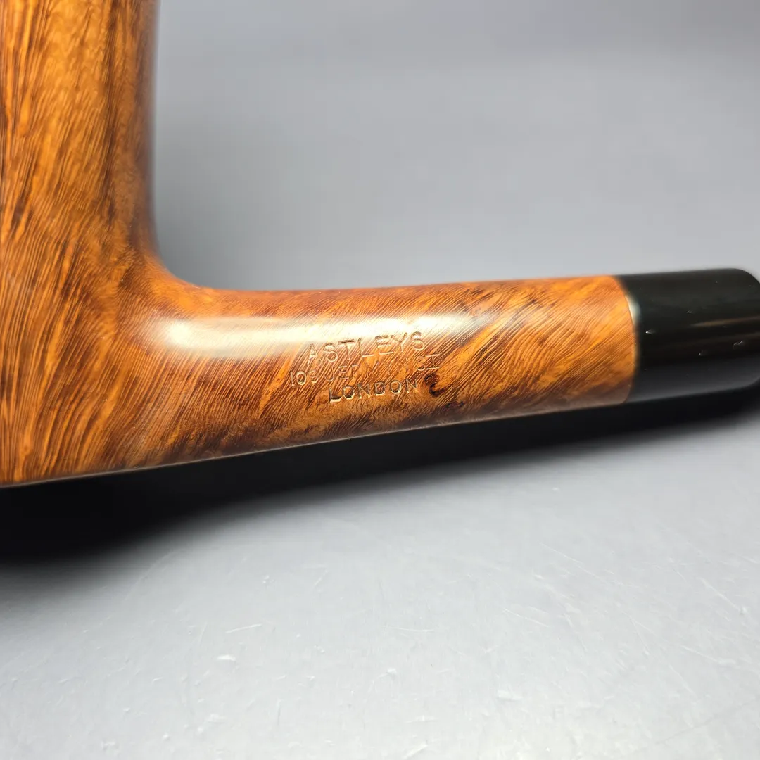 Astleys Smooth Magnum Freehand Dublin Sitter Estate Briar Pipe, English Estates - Image 7