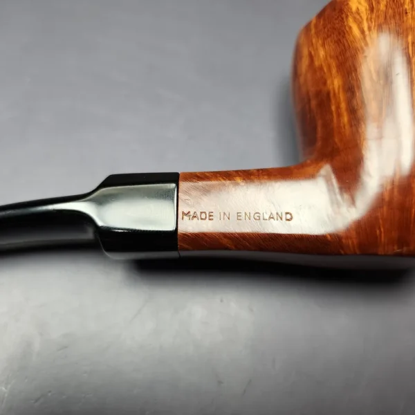 Willmer Straight Grain AAA Standard Smooth Freehand Estate Briar Pipe, Unsmoked - Image 9