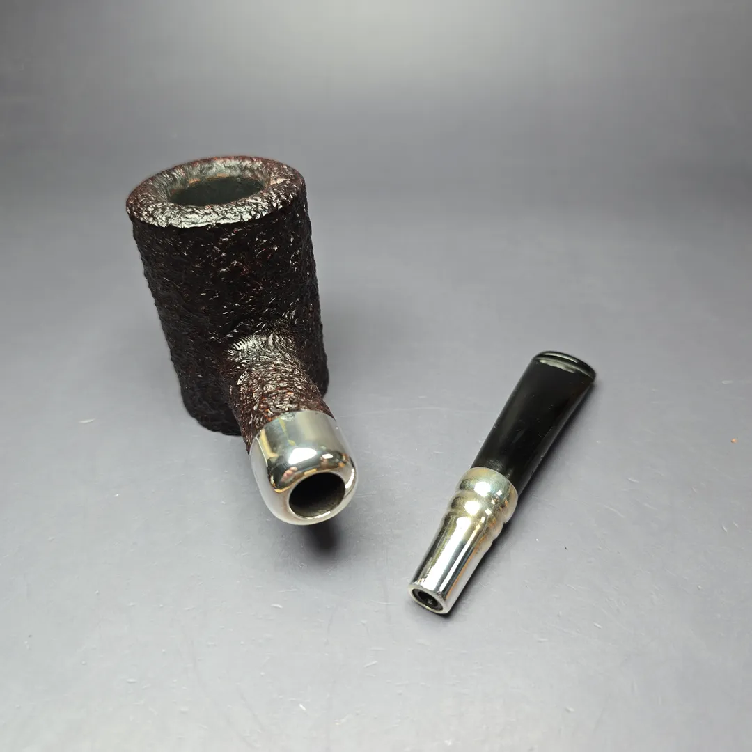 Ferndown Bark * Rusticated Poker w/ Silver Spigot Estate Briar Pipe, English Estates - Image 10