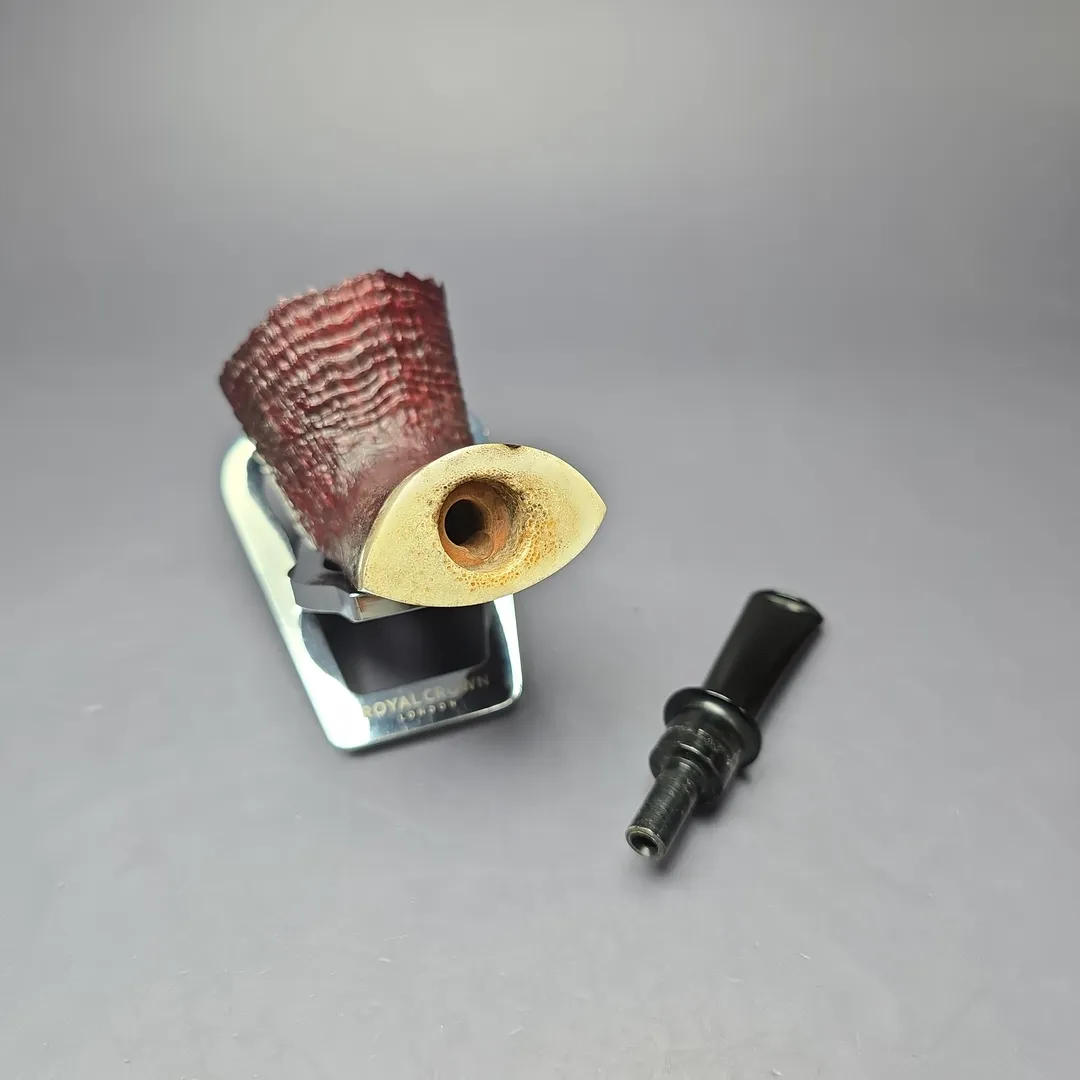 Dirk Heinemann Sandblasted Dublin w/ Fossilized Whale Estate Briar Pipe, Unsmoked - Image 12