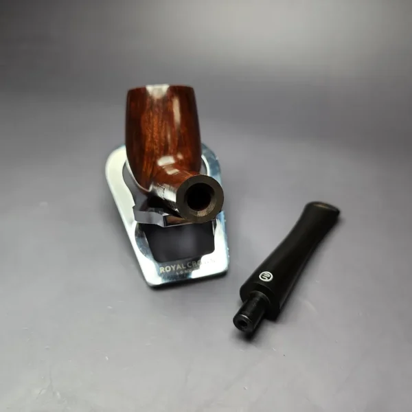 James Upshall Tilshead Group 5 Smooth Billiard Estate Briar Pipe, Unsmoked - Image 12