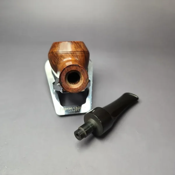 Digby by GBD Conquest 9566 Smooth Rhodesian Estate Briar Pipe, English Estates - Image 12