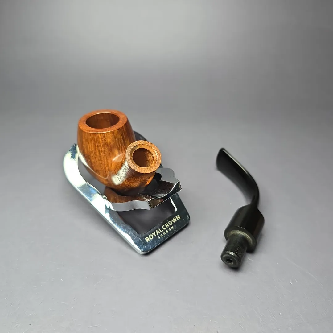 Peterson Flame Grain 231 Smooth Bent Apple Estate Briar Pipe, Unsmoked - Image 12