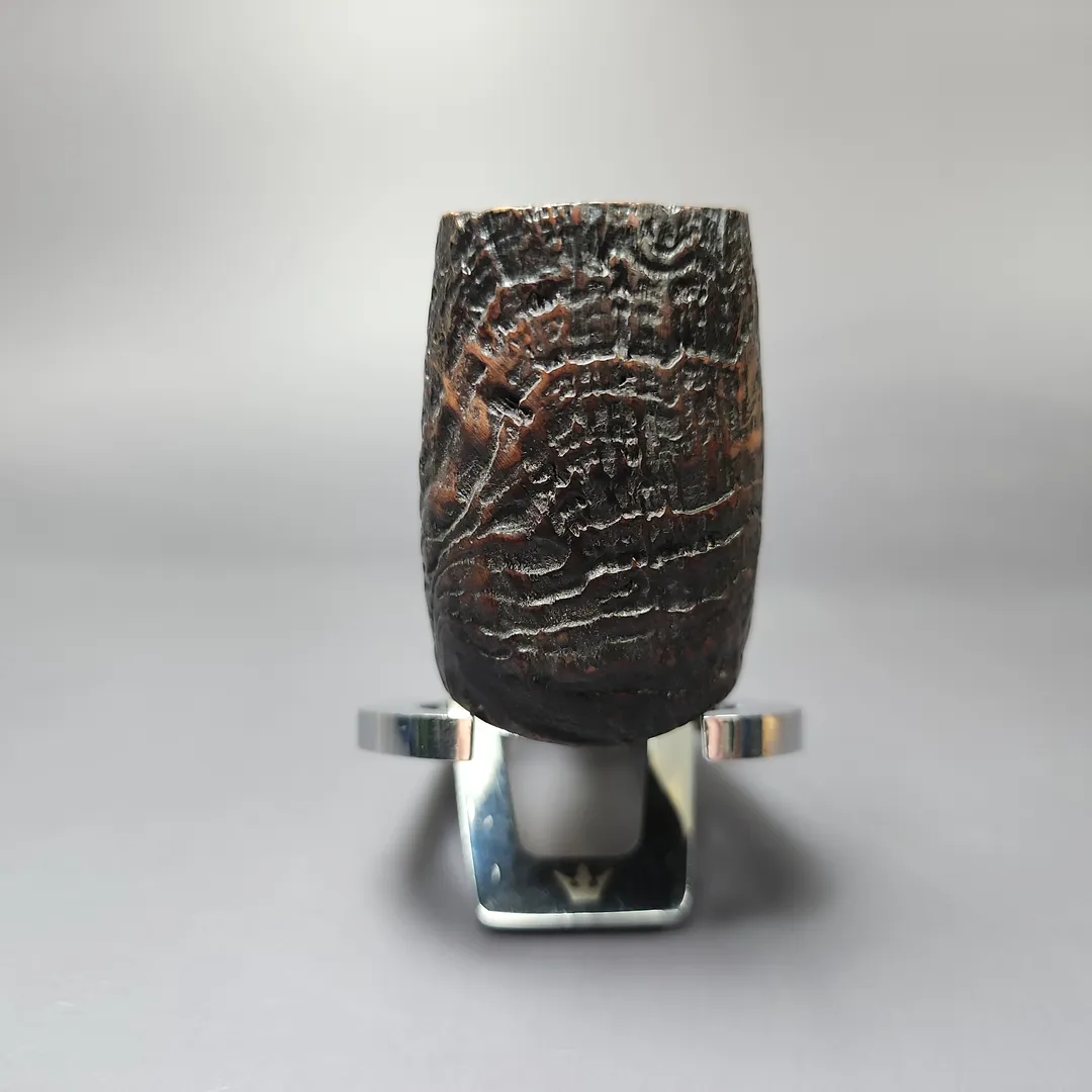 Jolly Roger Tortuga by Roger Wallenstein Sandblasted Estate Briar Pipe, German Estates 9mm - Image 3