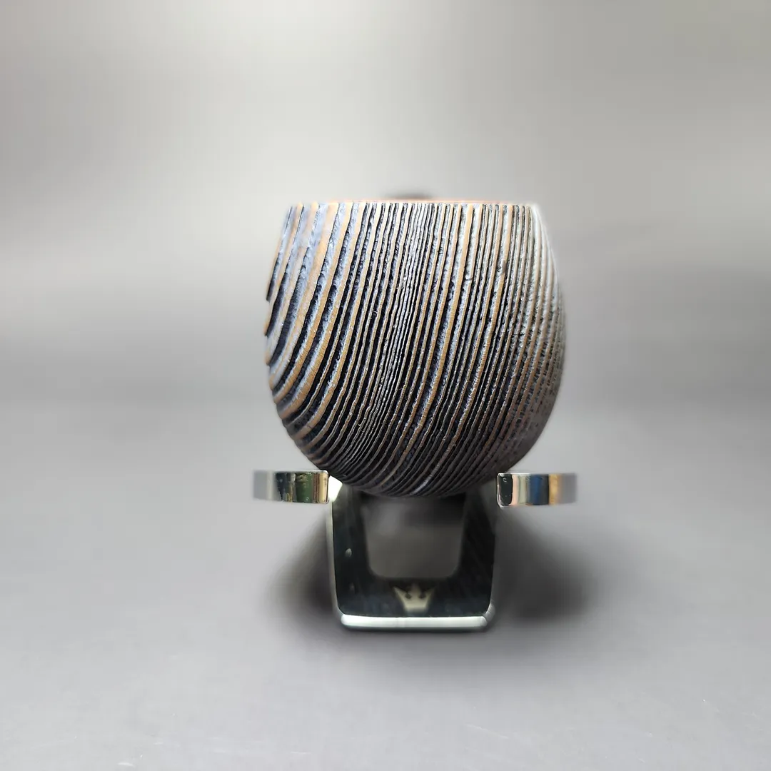 Vauen Patina 237 Sandblasted Apple Estate Briar Pipe, Unsmoked, 9mm - Image 3