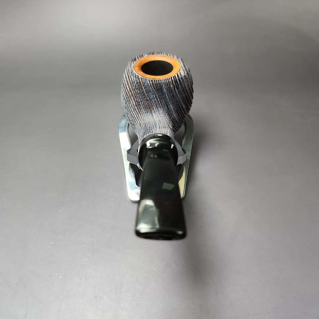 Vauen Patina 237 Sandblasted Apple Estate Briar Pipe, Unsmoked, 9mm - Image 5