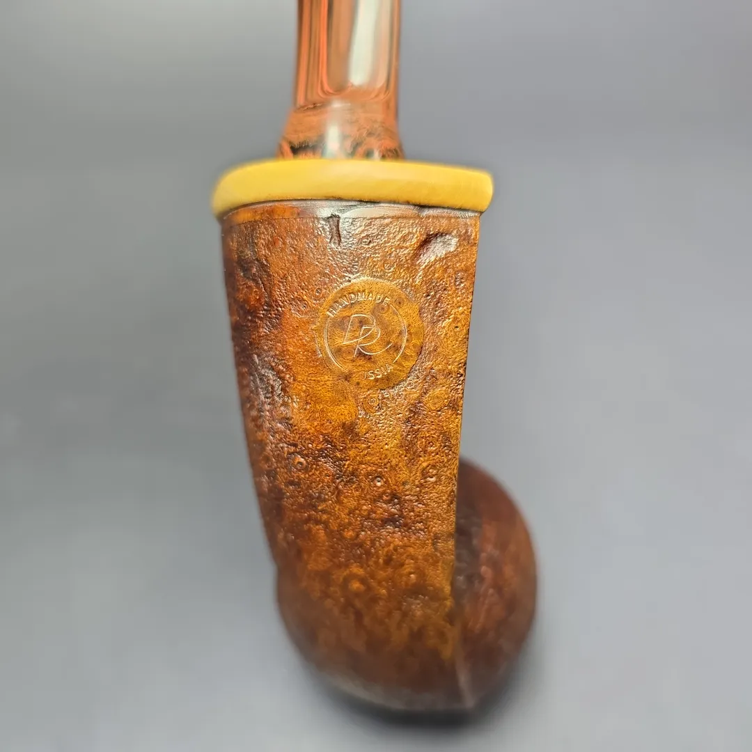 Denis Rusakov Sandblasted Fish w/ Boxwood Estate Briar Pipe, Other Estates - Image 8