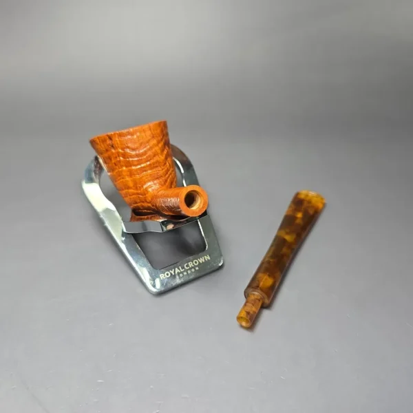 Wolff Pipes "Icarus" Sandblasted Dublin Handmade Strawberry Briar Pipe, New - Image 12