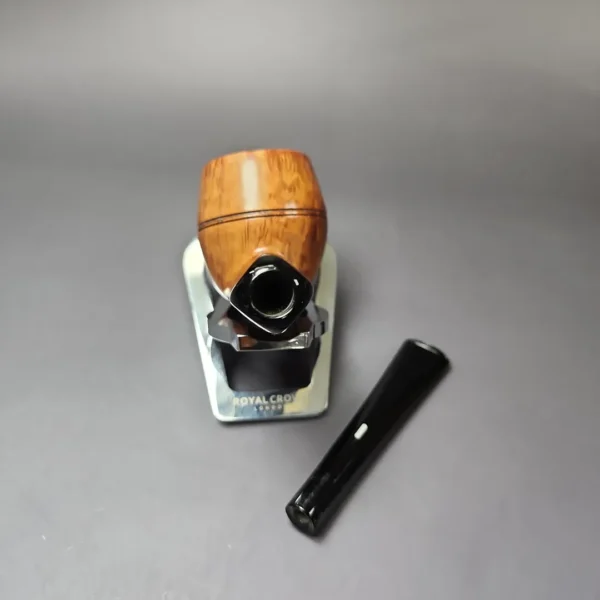 Castello Trademark 4K Smooth Army Bulldog Estate Briar Pipe, Italian Estates - Image 13