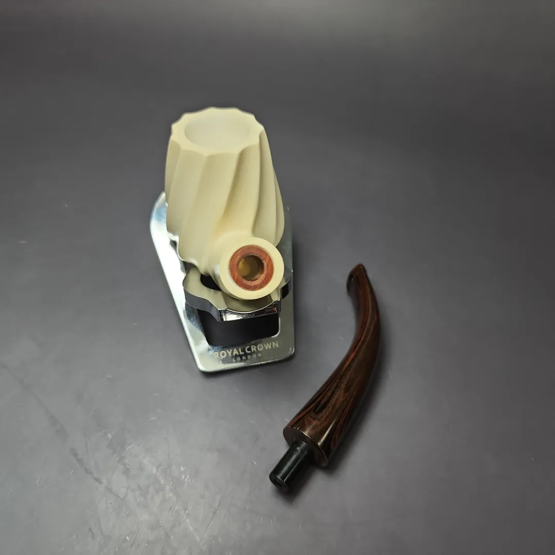 MBSD Meerschaum Deluxe Premier Spiral Carved Bent Billiard w/ Cumberland Block Meerschaum Pipe, Briar-Mortise, New - Image 12