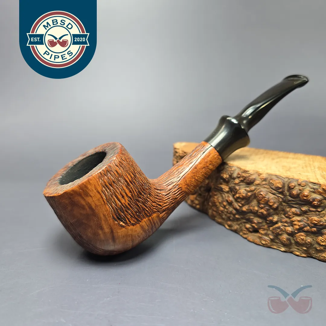 The Tinder Box Jura Partially Rusticated Pot Estate Briar Pipe, Other Estates