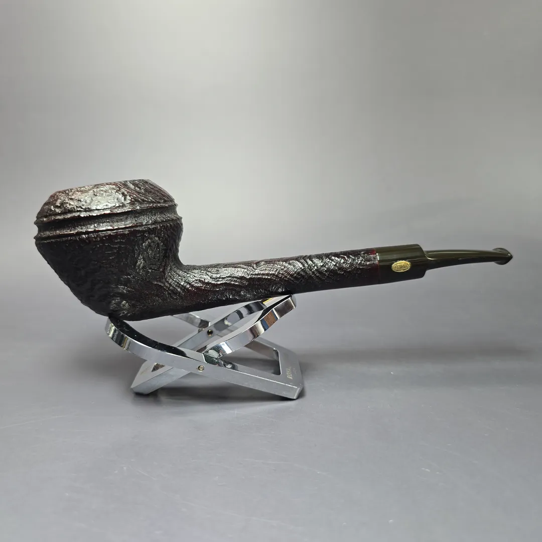 GBD Unique Original XL Sandblasted Rhodesian Estate Briar Pipe, English Estates - Image 2