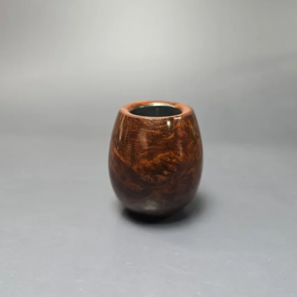 GBD London Made 9487 Smooth Apple Sitter Estate Briar Pipe, Unsmoked - Image 3