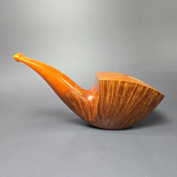 Baldo Baldi XL Smooth Freehand Dublin w/ Amber Estate Briar Pipe, Unsmoked - Image 4