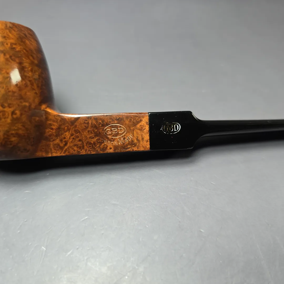 GBD London Made 9487 Smooth Apple Sitter Estate Briar Pipe, Unsmoked - Image 7