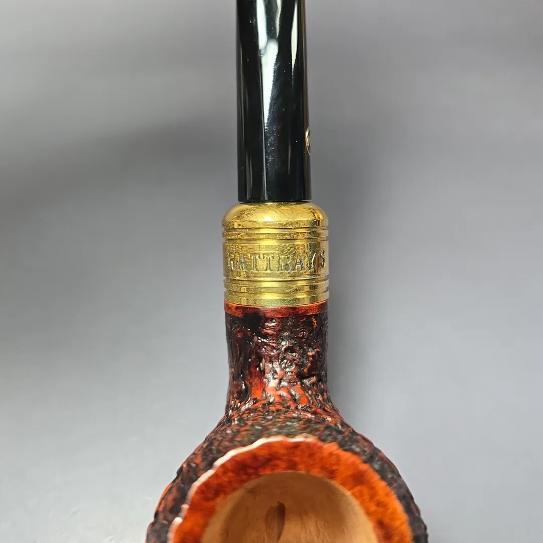 Rattray's Majesty 04 Sandblasted Bent Apple w/ Brass Estate Briar Pipe, Unsmoked, 9mm - Image 7