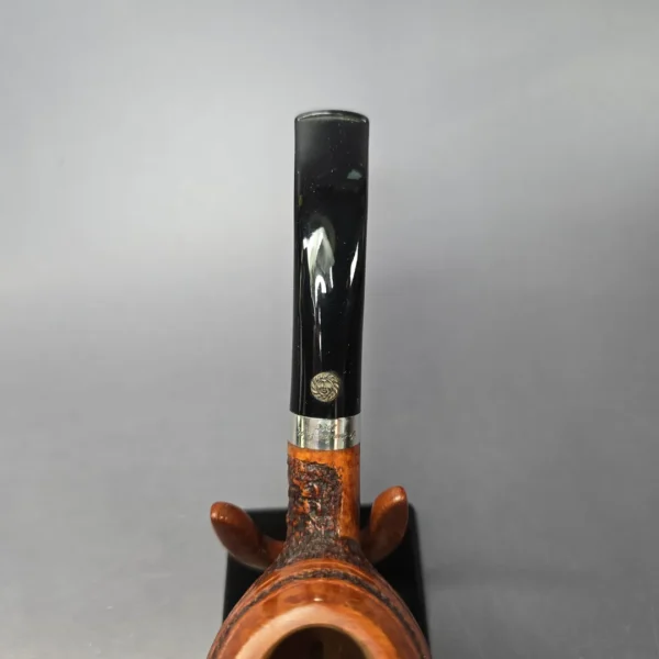 Mastro de Paja 1998 Columbus Day Pipe w/ Stand Estate Briar Pipe, Unsmoked - Image 7