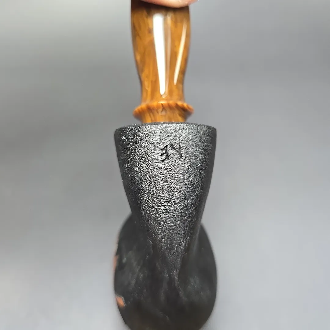 Peter Toth Leaf Carved Sandblasted Blowfish Handmade Briar Pipe, New - Image 8
