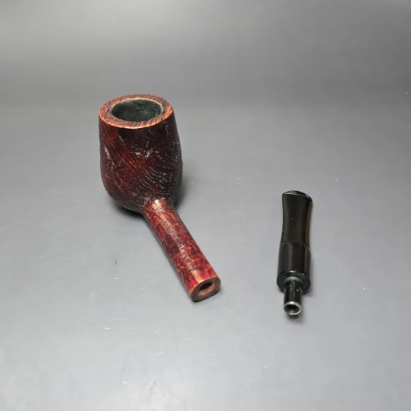 WO Larsen Super Sandblasted Brandy Lovat Estate Briar Pipe, Danish Estates - Image 10