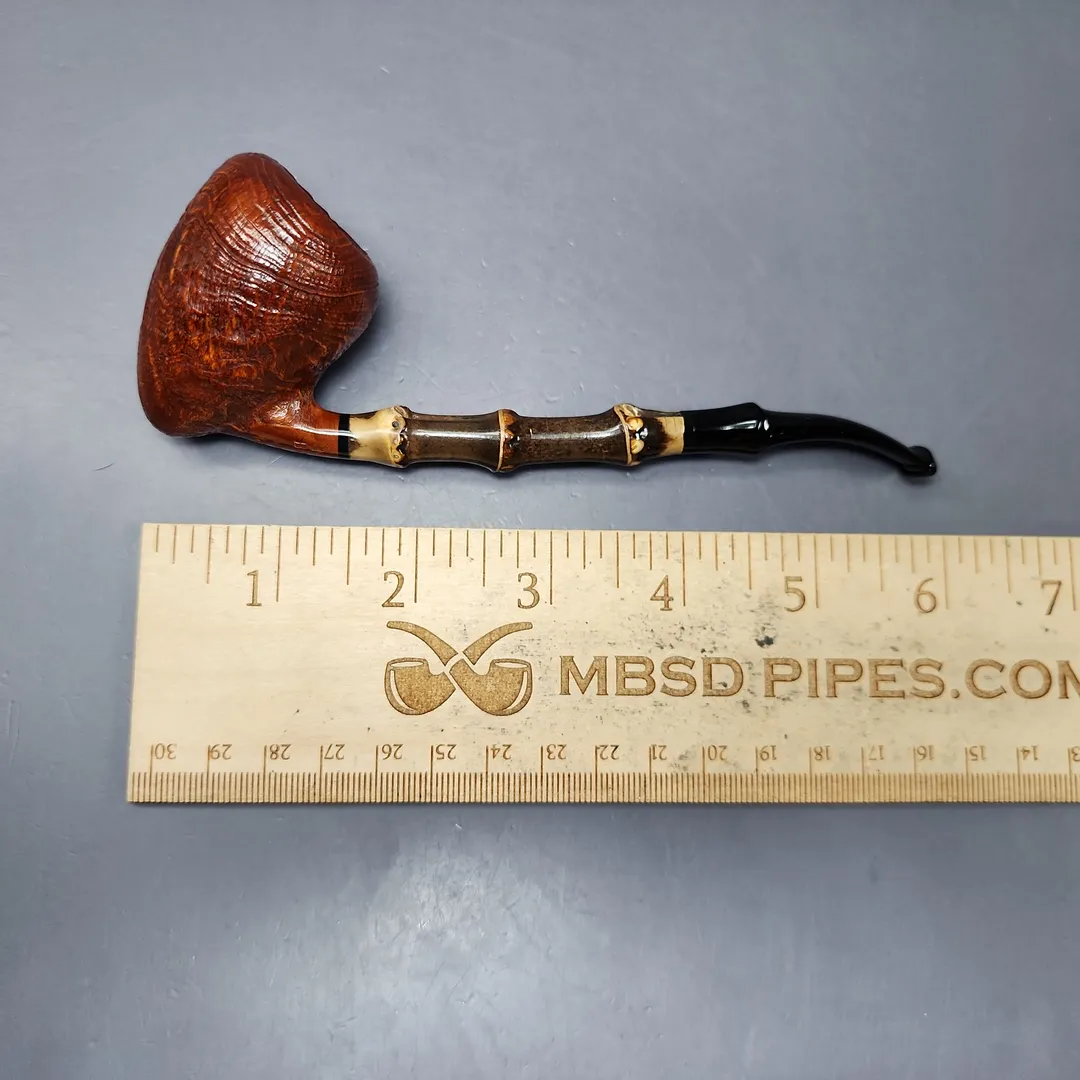 MBSD Briars Modern Masters 1 Sandblasted Peewit w/ Bamboo Briar Pipe, New - Image 10