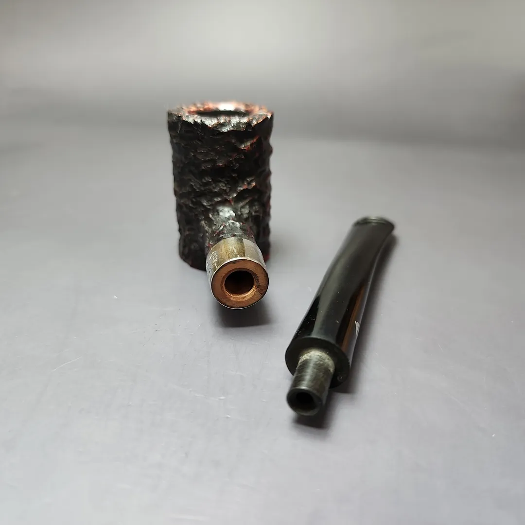 Peterson St Patrick's Day 2025 701 Rusticated Poker Estate Briar Pipe, Unsmoked - Image 12