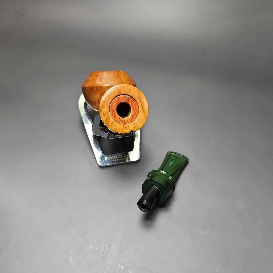 Giovanni Placentile Smooth Wasp Rhodesian Estate Briar Pipe, Other Estates - Image 12